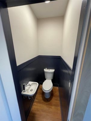 Bathroom, Interior, Recessed Lighting, Wood Texture Flooring