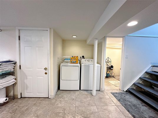 Interior, Recessed Lighting, Washer