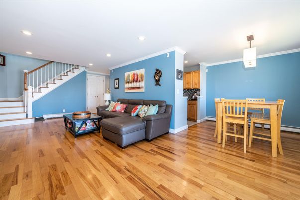 Dining room, Interior, Living room, Pendant Lights, Recessed Lighting, Wood Texture Flooring