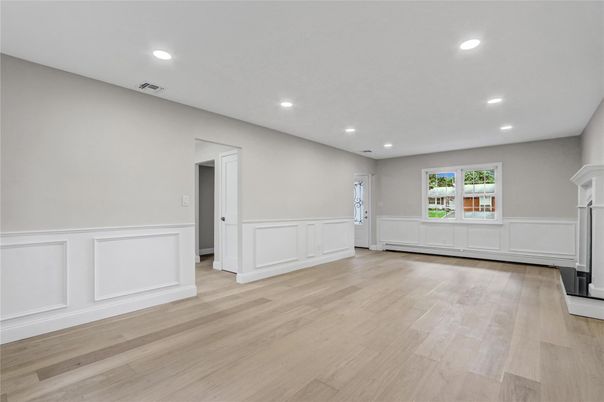 Empty room, Interior, Recessed Lighting, Wood Texture Flooring