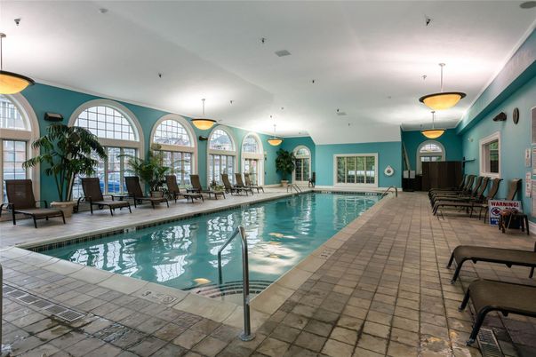 Interior, Pendant Lights, Pool
