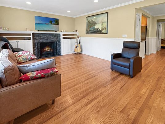Fireplace, Interior, Living room, Recessed Lighting, Wood Texture Flooring