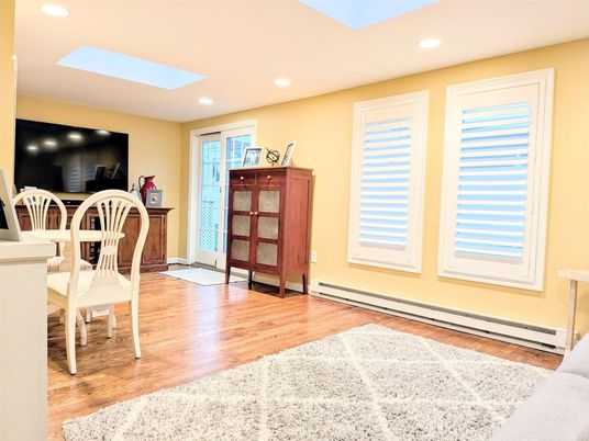 Dining room, Interior, Recessed Lighting, Wood Texture Flooring