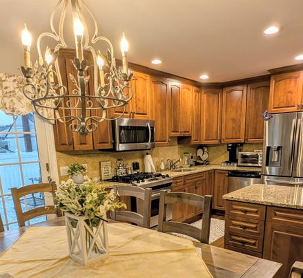 Chandelier, Interior, Kitchen, Recessed Lighting, Stainless Steel Appliances