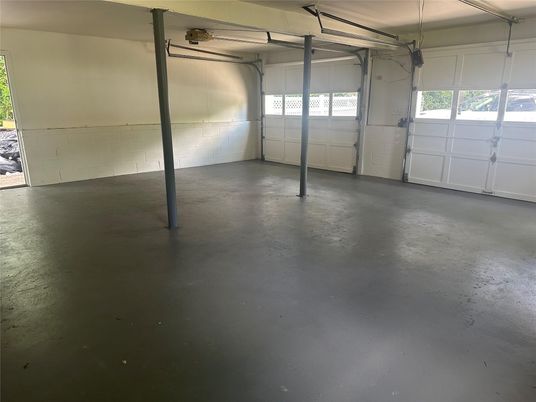 Garage, Interior
