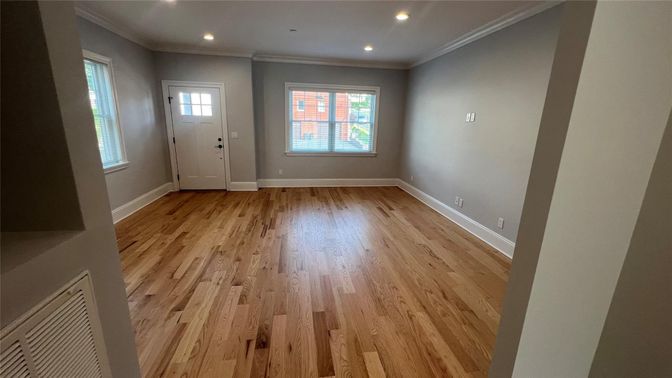 Empty room, Interior, Recessed Lighting, Wood Texture Flooring
