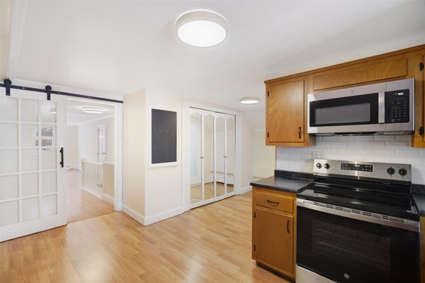 Interior, Kitchen, Stainless Steel Appliances, Wood Texture Flooring