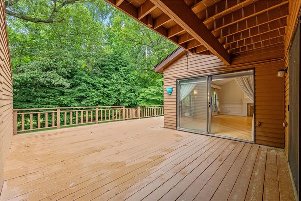 Exterior, Wood Texture Flooring