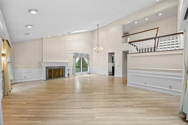 Chandelier, Fireplace, Interior, Pendant Lights, Recessed Lighting, Wood Texture Flooring