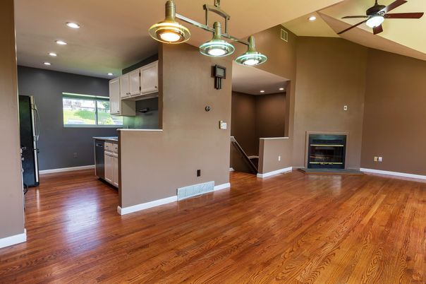 Fireplace, Interior, Kitchen, Recessed Lighting, Wood Texture Flooring