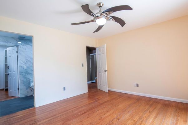 Empty room, Interior, Marble Walls, Wood Texture Flooring