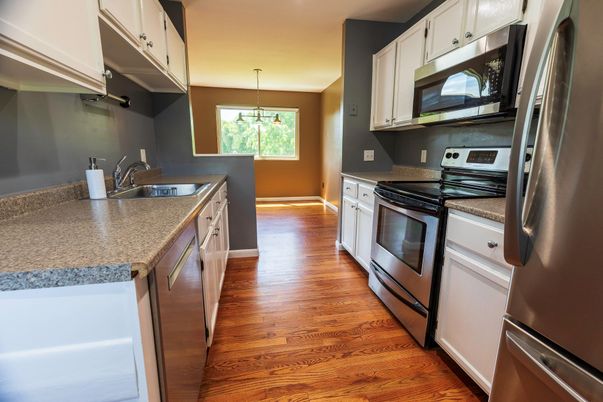 Interior, Kitchen, Pendant Lights, Wood Texture Flooring