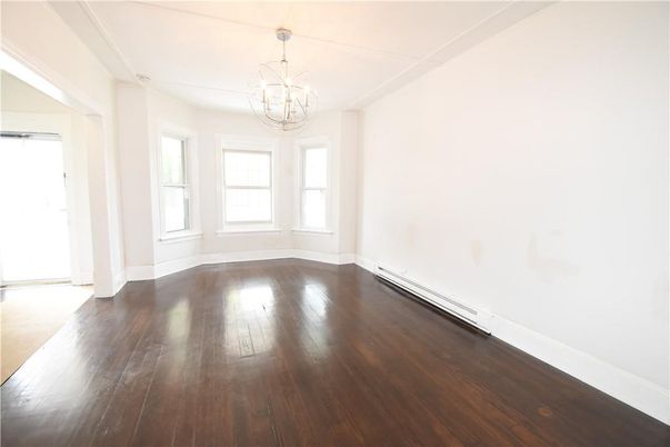 Chandelier, Empty room, Interior, Wood Texture Flooring
