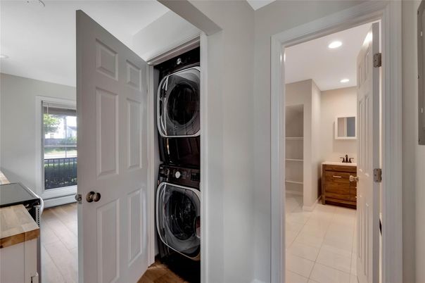 Interior, Recessed Lighting, Utility Closets, Washer, Wood Texture Flooring