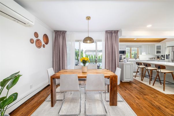 Dining room, Interior, Kitchen, Pendant Lights, Recessed Lighting, Wood Texture Flooring