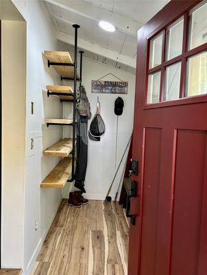 Interior, Recessed Lighting, Wood Texture Flooring