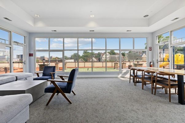 Dining room, Interior, Recessed Lighting, Sun Room, Water