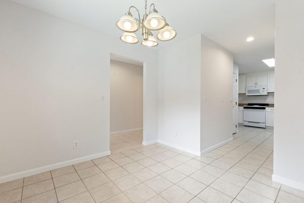 Empty room, Interior, Kitchen, Recessed Lighting