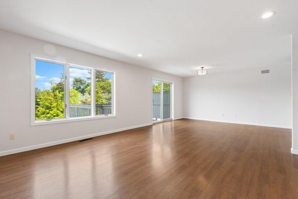 Empty room, Interior, Recessed Lighting, Wood Texture Flooring