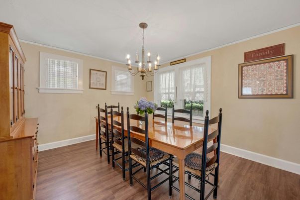 Chandelier, Dining room, Interior, Pendant Lights, Wood Texture Flooring