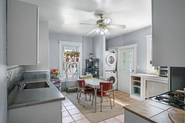 Dining room, Fireplace, Interior, Washer