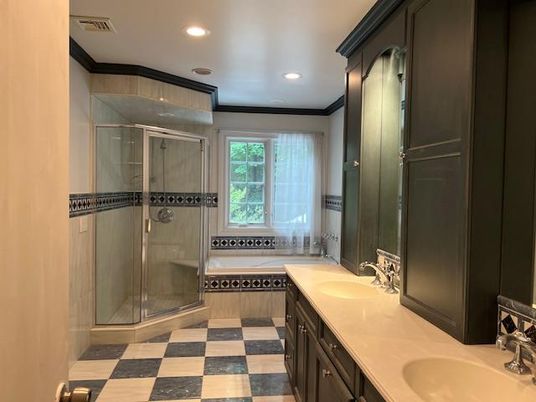 Bathroom, Dual Sink Vanities, Glass Shower, Interior, Recessed Lighting