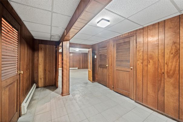 Interior, Wooden Walls