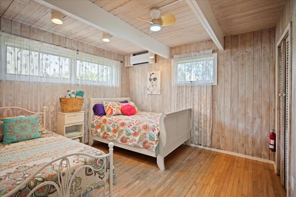 Bedroom, Interior, Wooden Ceilings, Wood Texture Flooring, Wooden Walls