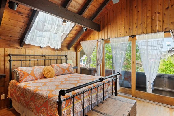 Bedroom, Interior, Wooden Beams, Wooden Ceilings, Wood Texture Flooring, Wooden Walls