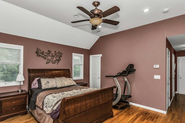 Bedroom, Fitness Equipment, Interior, Recessed Lighting, Wood Texture Flooring