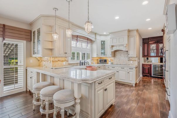 Interior, Kitchen, Pendant Lights, Recessed Lighting, Wood Texture Flooring
