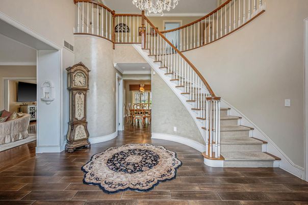 Chandelier, Interior, Wood Texture Flooring