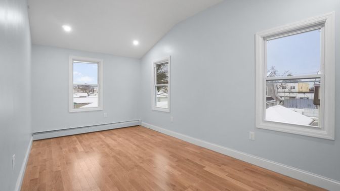 Empty room, Interior, Recessed Lighting, Wood Texture Flooring