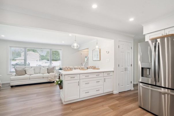Interior, Kitchen, Living room, Pendant Lights, Recessed Lighting, Stainless Steel Appliances, Wood Texture Flooring