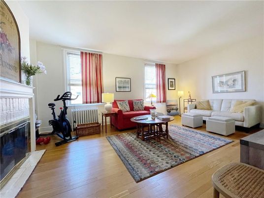 Fitness Equipment, Interior, Living room, Wood Texture Flooring
