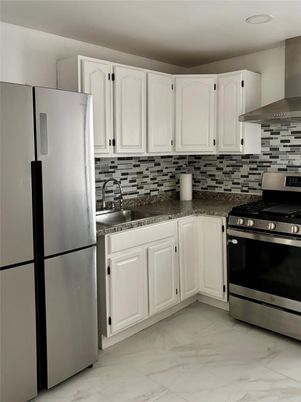 Interior, Kitchen, Marble, Recessed Lighting
