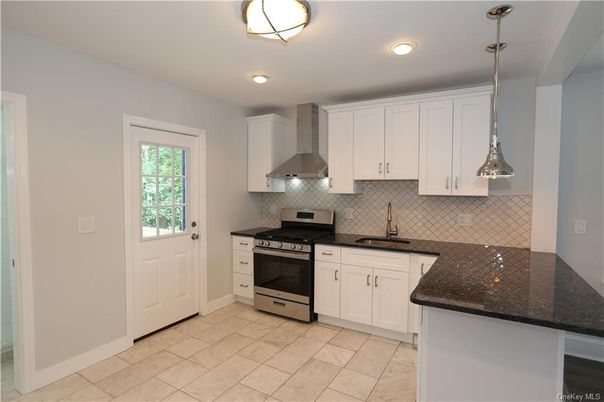 Interior, Kitchen, Pendant Lights, Recessed Lighting