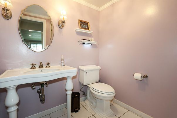 Bathroom, Interior