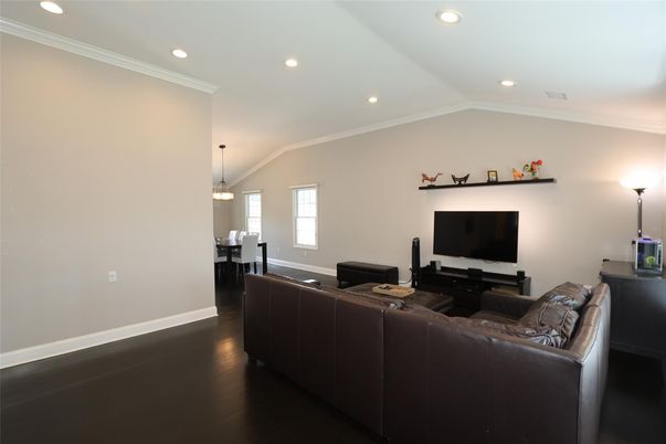 Dining room, Interior, Living room, Pendant Lights, Recessed Lighting, Wood Texture Flooring