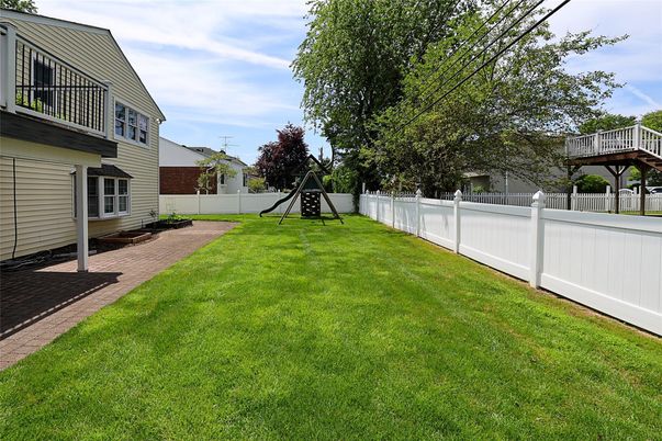 Backyard, Exterior, Playground