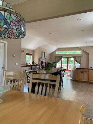 Dining room, Interior, Living room, Recessed Lighting
