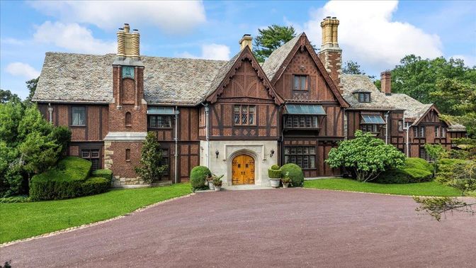 Exterior, Facade, Brick Facade, Tudor Revival