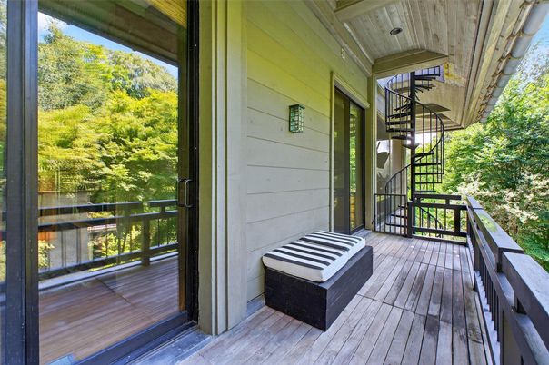 Exterior, Wood Texture Flooring