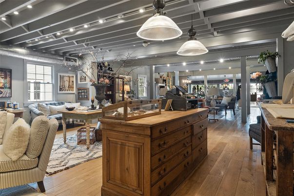 Dining room, Interior, Living room, Pendant Lights, Wood Texture Flooring