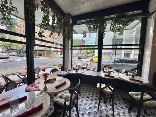 Dining room, Interior
