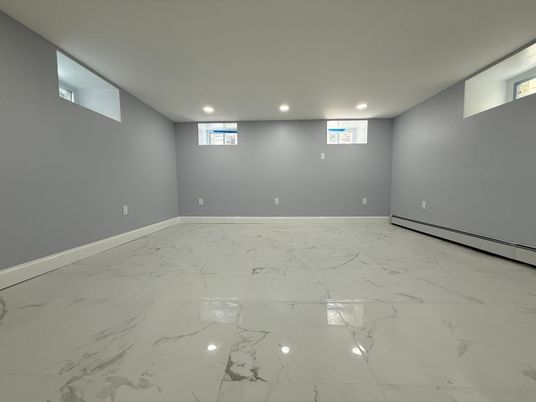 Empty room, Interior, Marble, Recessed Lighting