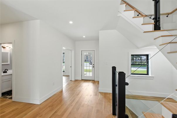Interior, Recessed Lighting, Wood Texture Flooring