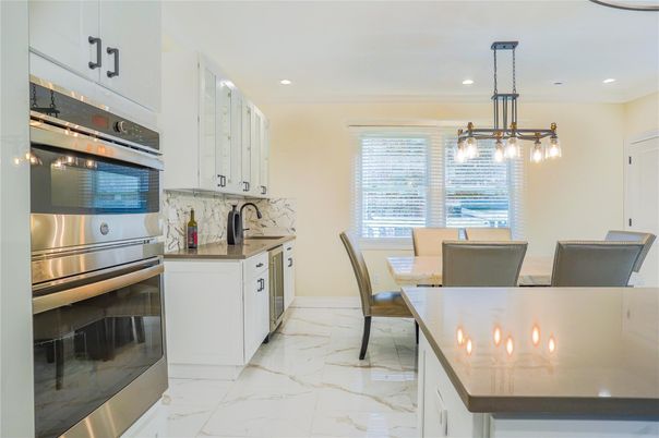 Dining room, Interior, Kitchen, Marble, Pendant Lights, Recessed Lighting, Stainless Steel Appliances