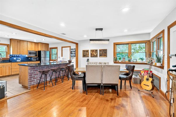 Dining room, Interior, Kitchen, Pendant Lights, Recessed Lighting, Wood Texture Flooring