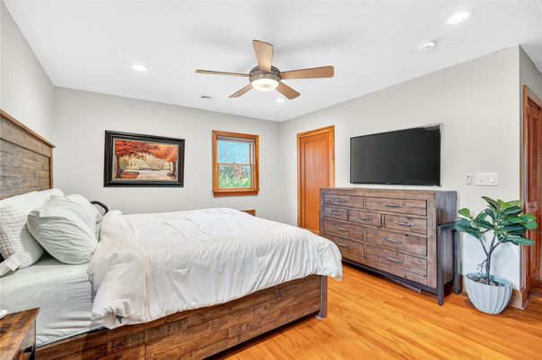 Bedroom, Interior, Recessed Lighting, Wood Texture Flooring